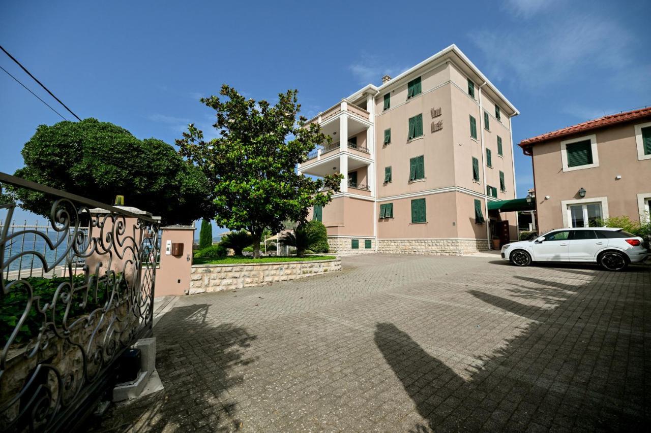 זאדאר Villa Hresc I מראה חיצוני תמונה